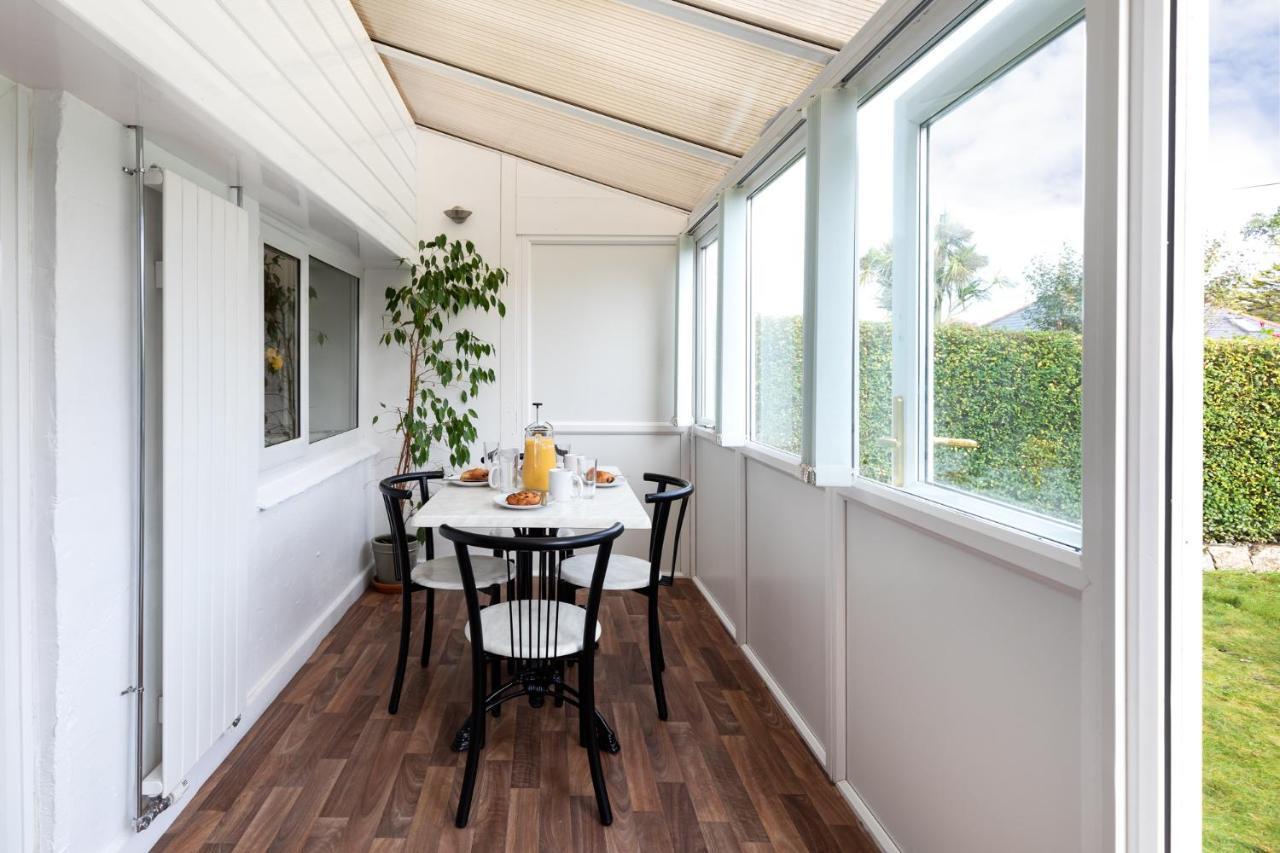 Oasis Apartment Falmouth Esterno foto