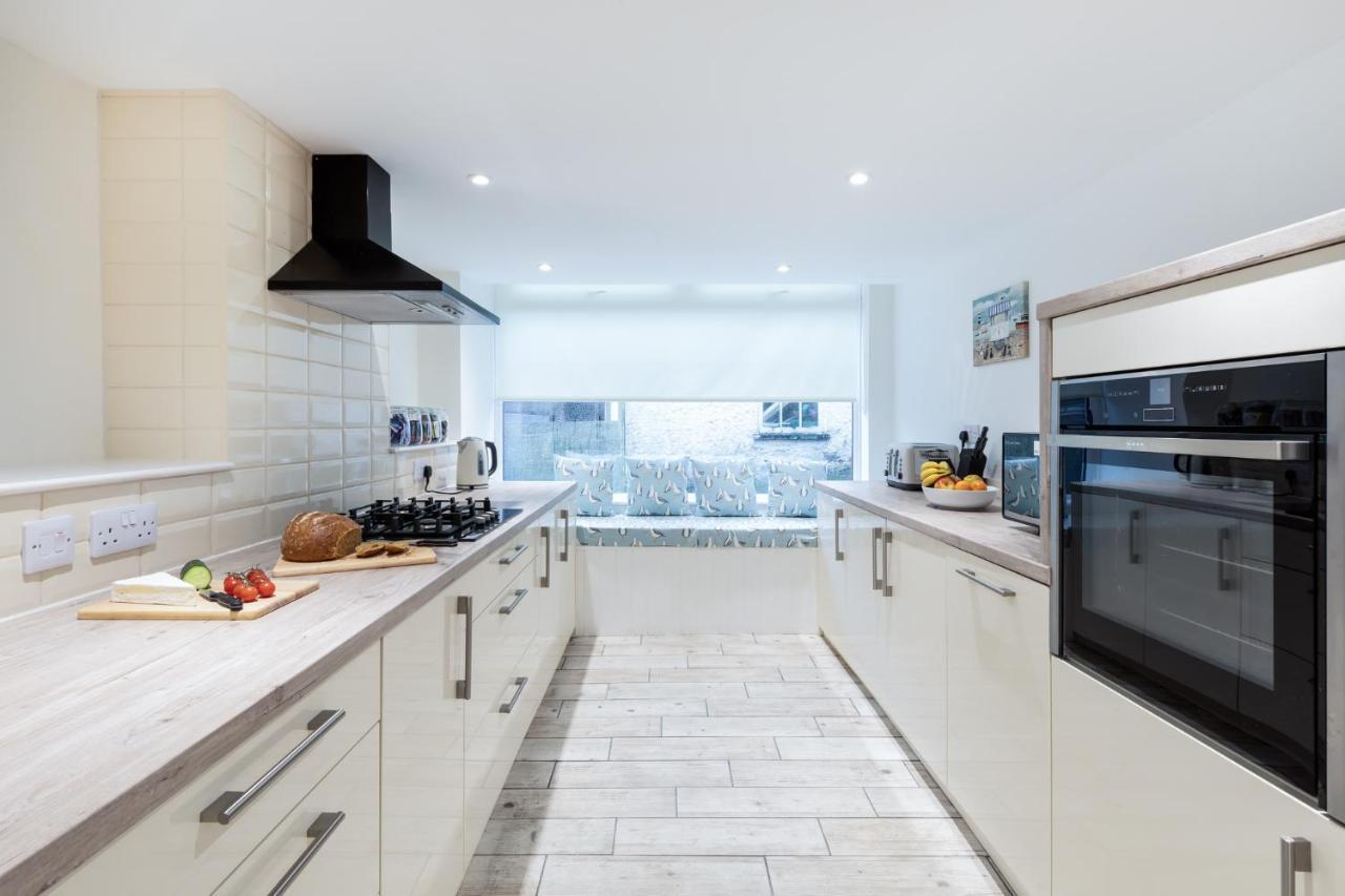 Oasis Apartment Falmouth Esterno foto